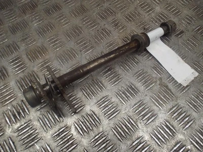 Husillo rueda trasera honda xl600r xl600 r 1985    Foto 1 de 4