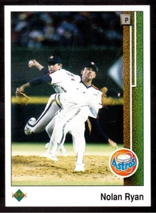 1989 UPPER DECK #145 NOLAN RYAN - Picture 1 of 1
