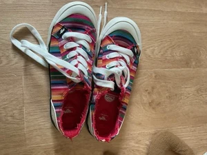 Canvas Plimsoll - Picture 1 of 5