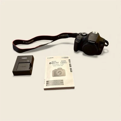 Cámara Canon EOS Rebel T6 (W) 1300D con batería, cargador de batería y bolsa Foto 1 de 4