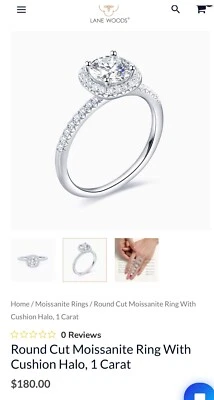 Anillo de moissanita Park Lane de 1 quilate con halo de cojín - plata de ley, Reino Unido Q 3/4 Foto 1 de 4