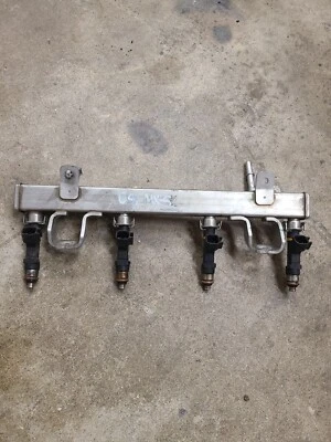 2008-2015 MAZDA MX-5 MIATA 2.0 ИНЖЕКТОР ТОПЛИВНАЯ РЕЙКА - Изображение 1 из 4