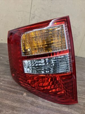 ISUZU AXIOM 2002-2004 CONDUCTOR/LADO IZQUIERDO FRENO TRASERO CUARTO MTD LUZ TRASERA OEM Foto 1 de 4