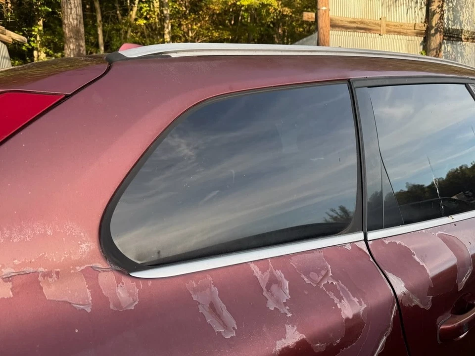 2009-2013 VOLVO XC60 VIDRO TRASEIRO DIREITO PASSAGEIRO LATERAL QUARTO JANELA - Imagem 1 de 1