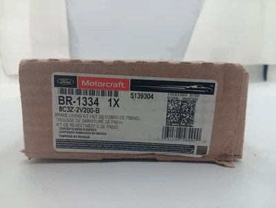 Motorcraft OEM Standard Premium Rear Disc Brake Pad Set for Ford F-250 F-350 SD - Image 1 of 3