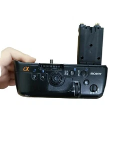 Véritable batterie appareil photo numérique poignée verticale pour reflex numériques SONY A850 et A900 très bon état-C90am - Photo 1 sur 7