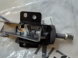 Mercedes Benz Citan Spare Tyre Bracket Spare and Bolt head 17mm - Picture 1 of 3