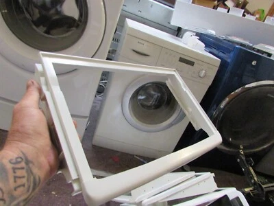 REFRIGERATOR DELI DRAWER FRAME 12585804Q Foto 1 de 4