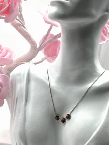 Vintage Sterling Silver 925 Pendant Necklace Three Flowers 2.61g - Picture 1 of 7