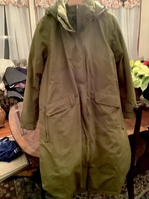 Lands End Long Light Green  1x Heavy Down Coat - Image 1 of 4