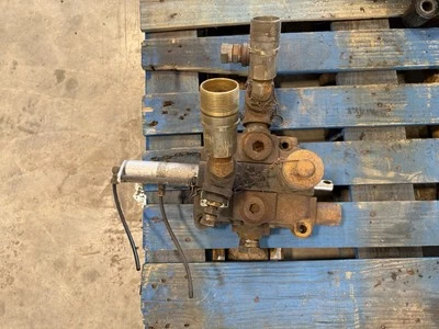 Muncie Power Products | muncie M90v1192 WET KIT - Imagem 1 de 4