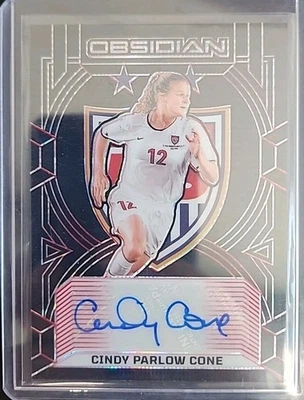 Cono Cindy Parlow 2024-25 Panini Obsidian Class 1999 rojo automático USWNT #16/99 Foto 1 de 2
