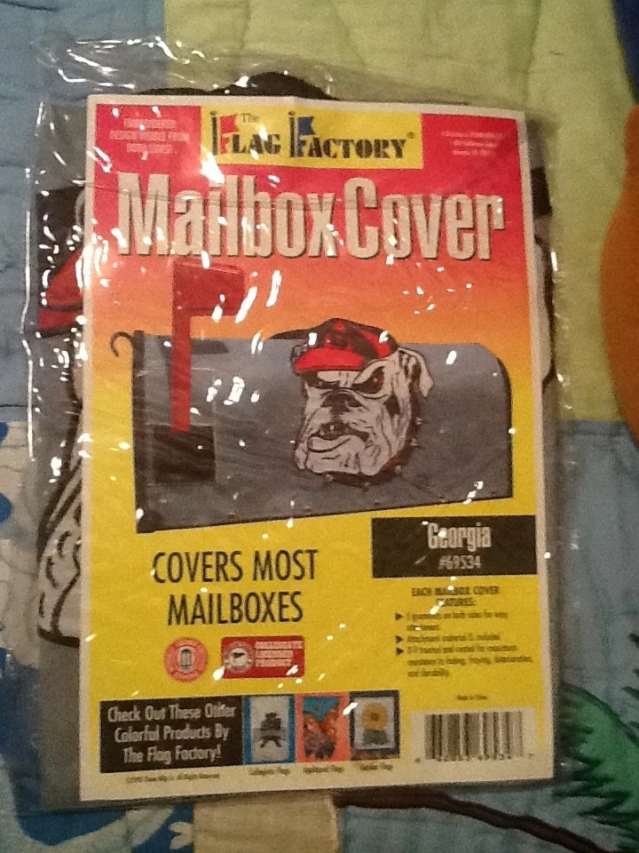 Cubierta de buzón de dos caras de fábrica con bandera de Georgia Bulldogs; NCAA Foto 1 de 1