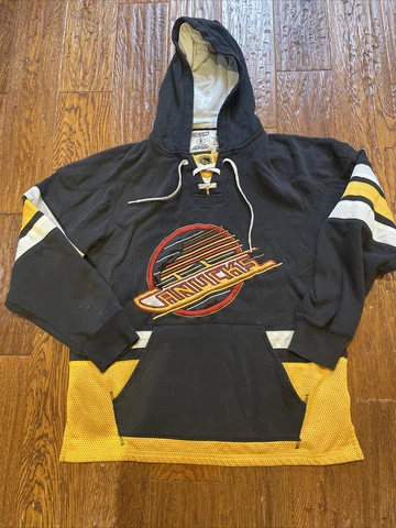 Vancouver Canucks Hoodie Size medium CCM NHL Cover