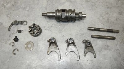 Yamaha YZ125D YZ 125 D 1977 leva de tambor de cambio y horquillas 1W1-18540-00-00 Foto 1 de 4