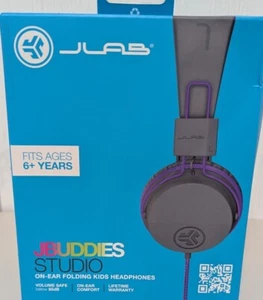 JLab JBuddies Studio Auriculares con cable para niños en la oreja, limitador de volumen, Sch - Imagen 1 de 3
