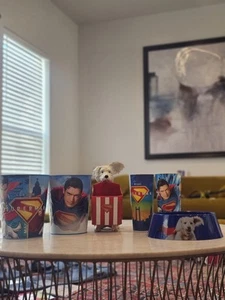 Superman Krypto Hundenapf, 2 Tassen & 3 Popcorn Eimer Cinemark IN HAND MENGE 6 - Bild 1 von 24