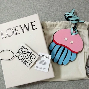 Dije de medusas LOEWE en uretano negro, rosa y multicolor para mujer - Imagen 1 de 11