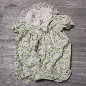 Vintage 70's Baby Clothes - Picture 1 of 6