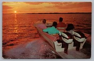 Postcard Summer in the Beautiful Province of Quebec Salaberry-de-Valleyfield - Picture 1 of 2