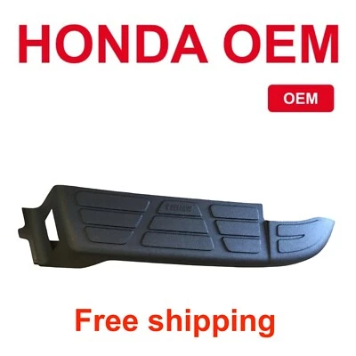 OEM Genuine 2009 - 2014 Honda Ridgeline RH Passenger Side Rear Bumper Step Pad - Image 1 of 4