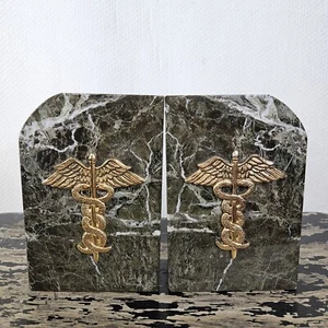 Bey-Berk International Fancy Green Marble & Brass Medical Doctor Bookends Pair - Imagen 1 de 9