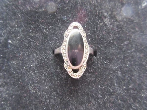 Antiker Ring Onyx mit Markesiten 925er Silber Gr. 20 / verbogene Ringschiene - Bild 1 von 5