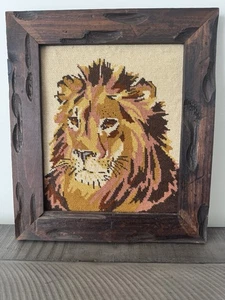 🔥🔥🔥🔥Vintage Framed Embroidery Needlepoint Lion Portrait -14 3/4 x15 1/2.🔥🔥 - Picture 1 of 8