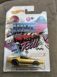 Neu 2018 Hot Wheels Iroc & Roll '85 Chevy Camaro IROC-Z! Walmart Exclusive! #E4 - Bild 1 von 3