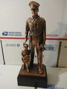 Heroic Men In Blue Police Officer Holding Girl Daughter Hand Bronzed Statue - Picture 1 of 11