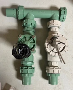 ORBIT 57253, SISTEMA COLECTOR DE ROCIADORES DE 2 VÁLVULAS, ACOPLADOR DE 3/4"" Y 1"" FALTANTE 1 - Imagen 1 de 5