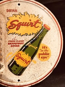 Vintage Round Squirt Thermometer - Picture 1 of 12