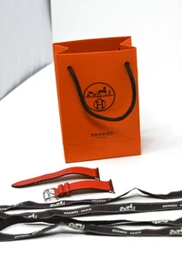 *RARE* Apple Watch Hermes Leather Band Rouge Red 38mm Fits 38/40/41 - Photo 1 sur 17