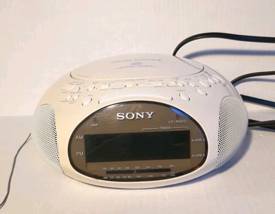 Sony Dream Machine ICF-CD831 AM/FM Radio/CD Player Alarm Clock White Works Y2K - Image 1 of 4