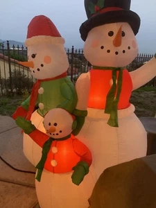 Aufblasbares SELTENES 3ER-Set Schneemann & Familie Set kühle Lichter luftgeblasener Hof - Bild 1 von 11