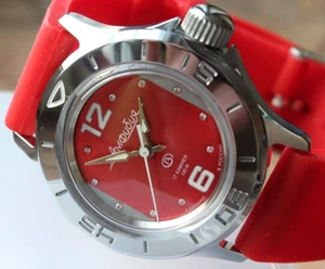 Vostok Classic Orologio da polso russo meccanico a carica manuale 051224 - Foto 1 di 13