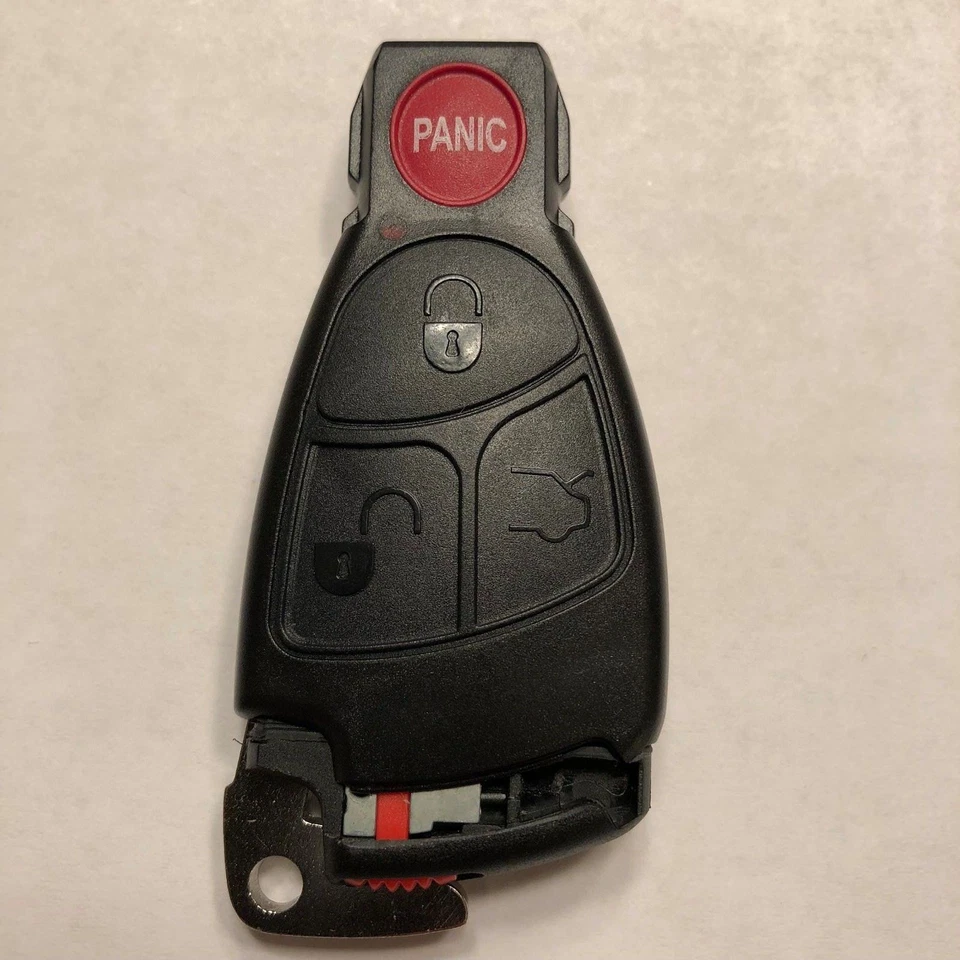 Новый сменный черный дистанционный корпусный зажим для аккумулятора + ключ для Mercedes IYZ 3312 - Изображение 1 из 4