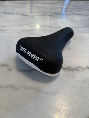 NUEVO 2018 Big Flyer SE Bicicleta Asiento Sillín City Grounds Foto 1 de 4