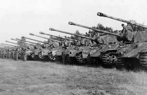 WK II Deutsches Foto . --Pz.Kpfw. V - Panther Panzer - Bild 1 von 1