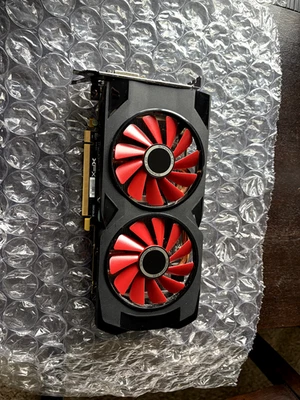 Tarjeta de gráficos XFX AMD Radeon RX 570 8 GB GDDR5 (RX570P8DBDR) Foto 1 de 3