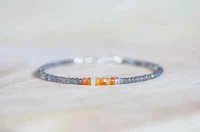 Pulseira de opala de fogo labradorita e mexicana, empilhamento delicado de várias pedras preciosas - Imagem 1 de 4
