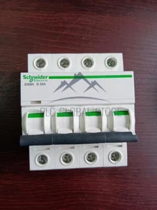 New In Box SCHNEIDER 5Pcs IC65N 4P D32A Circuit Breaker . - Picture 1 of 1