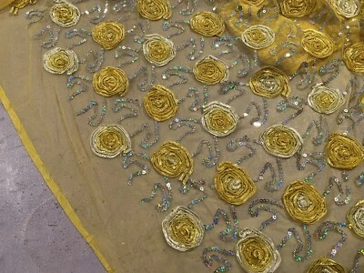 "Tela de encaje lentejuelas iridiscentes marfil amarillo 50"" ancho 1 yarda" Foto 1 de 4