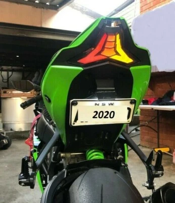 KAWASAKI ZX-10R NINJA GUARDABARROS ELIMINADOR FRONTAL NEGRO 16-2026 Y LUZ DE PLACA Foto 1 de 4