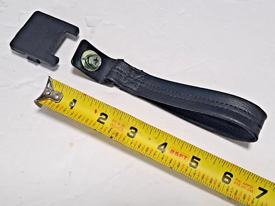 07-2012 HYUNDAI SANTA FE REAR LIFT GATE TRUNK PULL HANDLE TAILGATE STRAP (BLACK) - Image 1 of 4