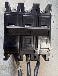 Cutler-Hammer BAB3070H 70A 3-Pole Circuit Breaker - Picture 1 of 2