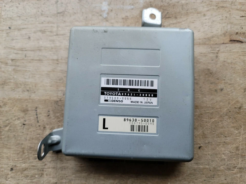 MÓDULO DE CONTROL DE TRACCIÓN LEXUS GS300 1993 1994 1995 1996 1997 89631-30080 OEM Foto 1 de 4