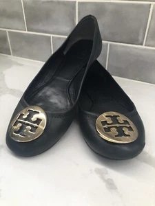 Tory Burch Reva Leather Ballerina Round Toe Flats Big Gold Logo size 7 Black - Picture 1 of 12
