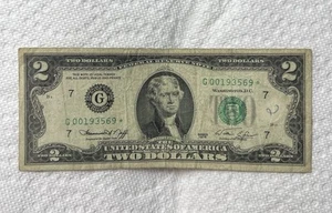 1976 $2 Dollar Bill STAR Note Chicago - Picture 1 of 2