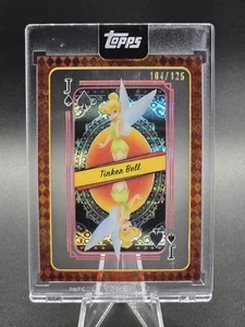 Baraja 2025 Topps Disney Mint Tinker Bell Jack Spades Reina de Corazones/125 QH-13 - Imagen 1 de 6